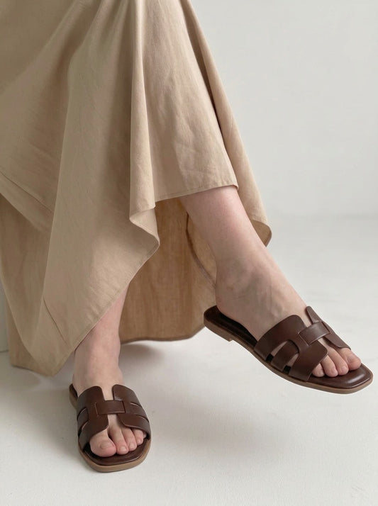 H FLAT BROWN
